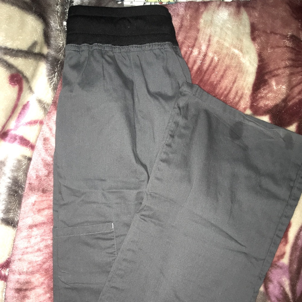 Scrub pants